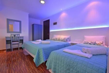 Garbis μπακάλης θεοχάρης Apartament