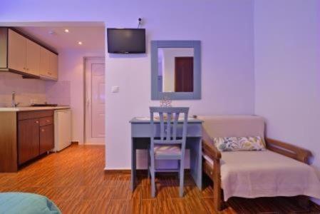 Apartment Garbis μπακάλης θεοχάρης