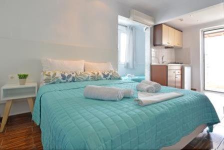 Apartment Garbis μπακάλης θεοχάρης *