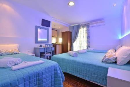 Garbis μπακάλης θεοχάρης Apartment